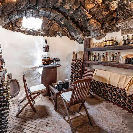 Authentic Canarian Estate By Bayside * Tías