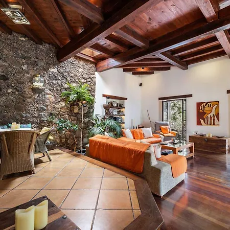 Casa de Férias Authentic Canarian Estate By Bayside Tías