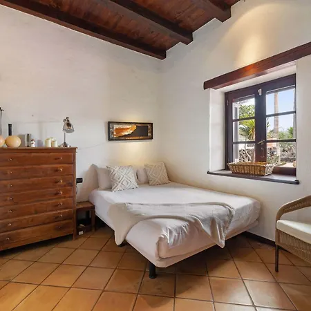 Authentic Canarian Estate By Bayside