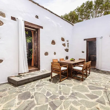 Semesterbostad Authentic Canarian Estate By Bayside Tías