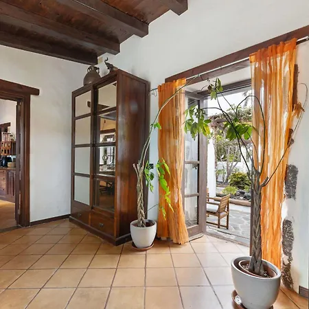 Authentic Canarian Estate By Bayside *