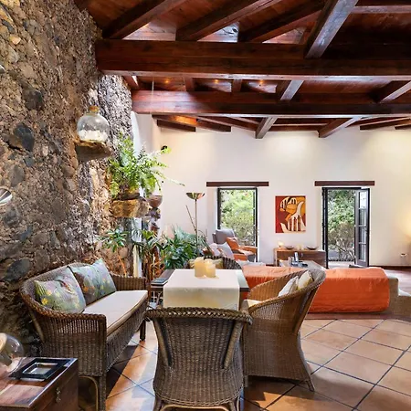 Authentic Canarian Estate By Bayside Casa de Férias
