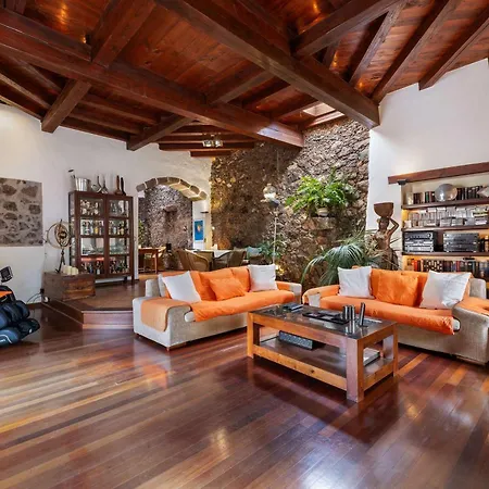 Semesterbostad Authentic Canarian Estate By Bayside *